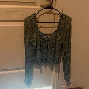 Green Floral Women's Top hollister